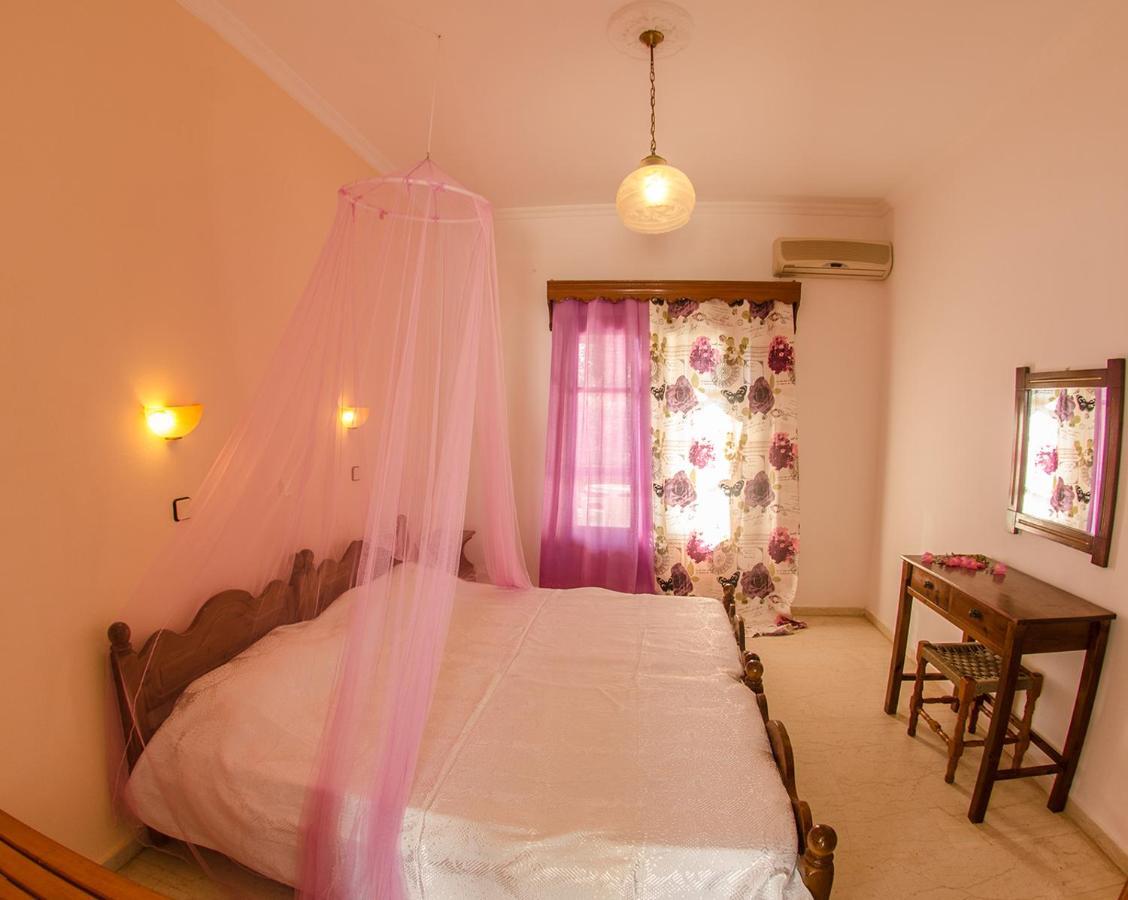 Takis Apartments Szidári Kültér fotó