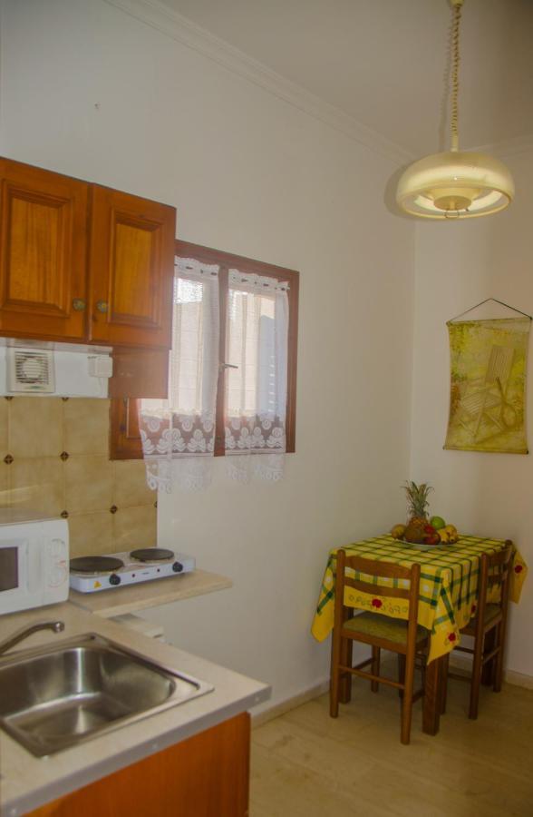 Takis Apartments Szidári Kültér fotó